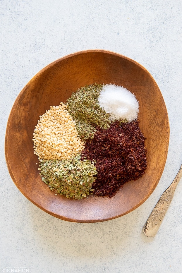 Homemade Middle Eastern Za'atar Spice Recipe + How to Use it
